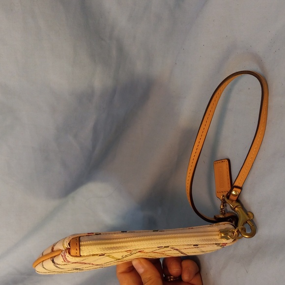 Cream and Plaid small wristlet wallet - Picture 5 of 5